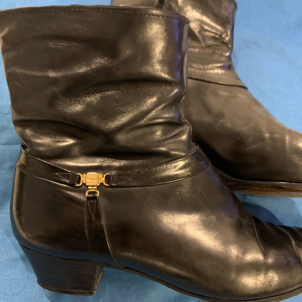 Sz 11 Black Ferragamo Leather Boots